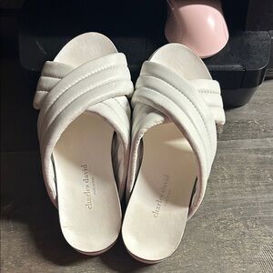 Charles David white padded criss-cross slide sandals. Leather Women’s 36